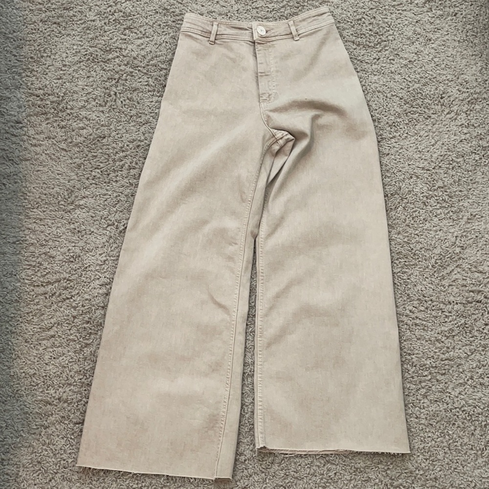 Never worn Zara the Marine Straight jeans in tan